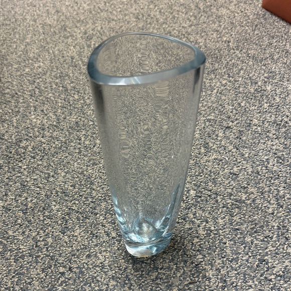 Vintage Large Thick Heavy Clear Triangle Art Glass Vase. - Picture 1 of 11